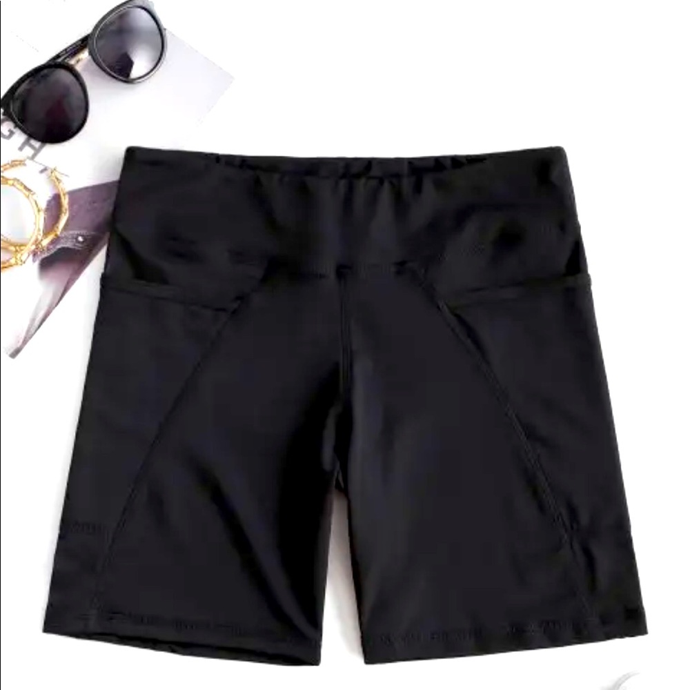 Biker shorts in size S